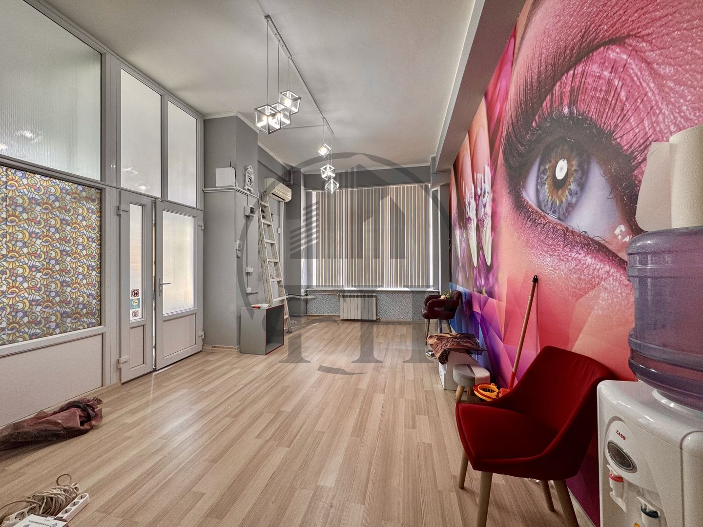 RENTED / INCHIRIAT - Spațiu comercial de închiriat Constanța, zona Km 4 -5 - Poză 2