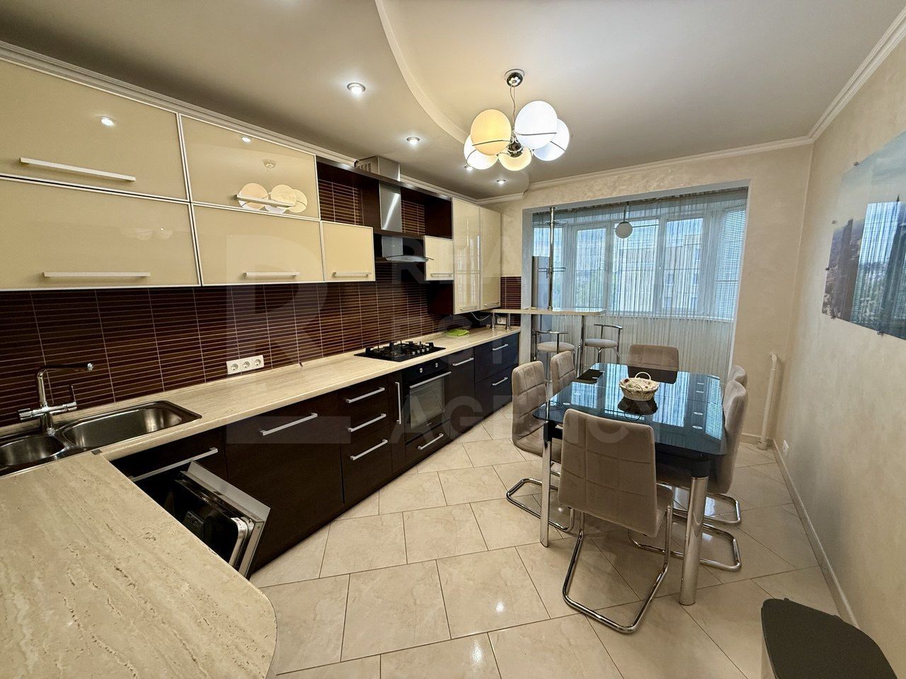 Chirie, apartament, 3 camere, str. Burebista, sectorul Botanica - Poză 1