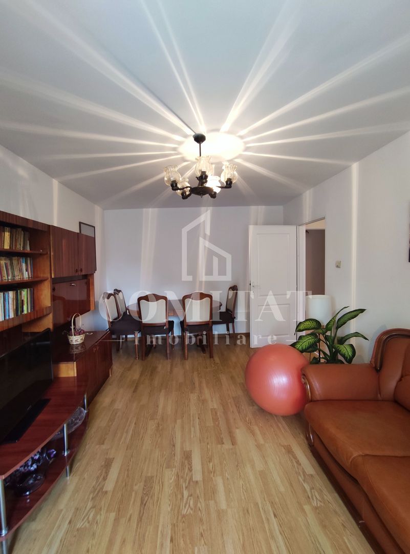 Apartament cu 4 camere decomandate | Zona Cipariu - Poză 2