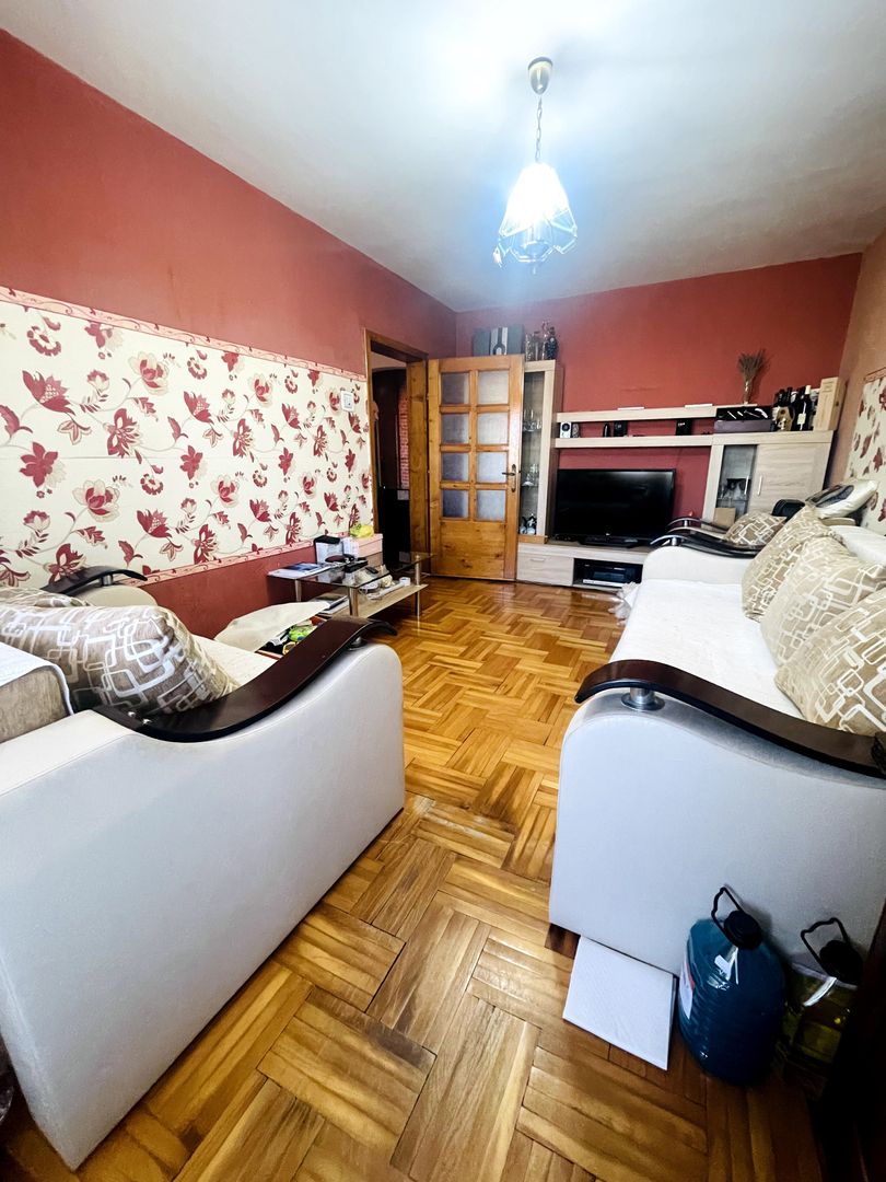 Apartament cu 3 camere – Zona Nufărul, Oradea - Poză 4
