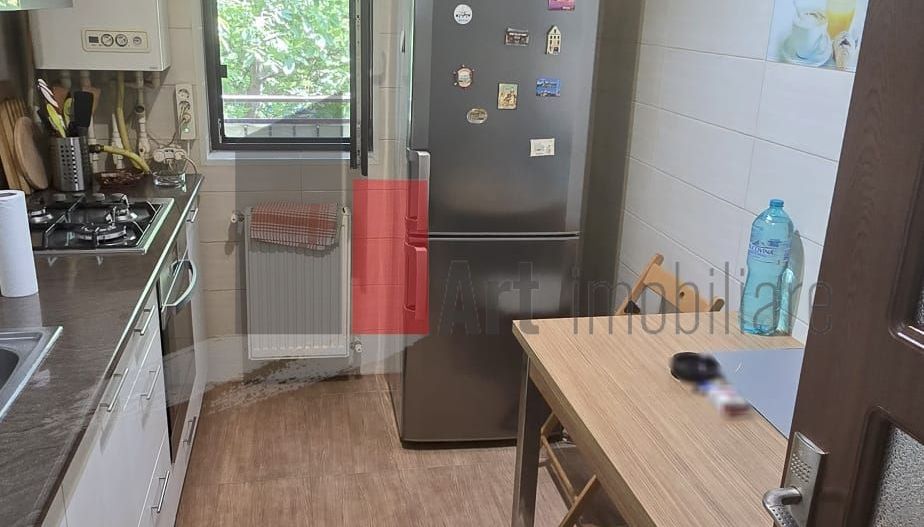 Vânzare apartament decomandat 3 camere cu 2 băi și centrală Metalurgiei - Monaco - Poză 9