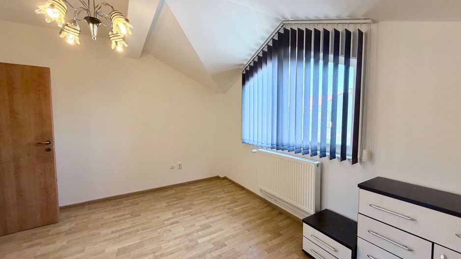 APARTAMENT SPATIOS CU LOC DE PARCARE - Poză 11