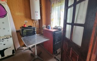 CASA 3 CAMERE, TEREN 6200 MP + 2 LACURI, CAMPULUNG, NAMAIESTI - Poză 9