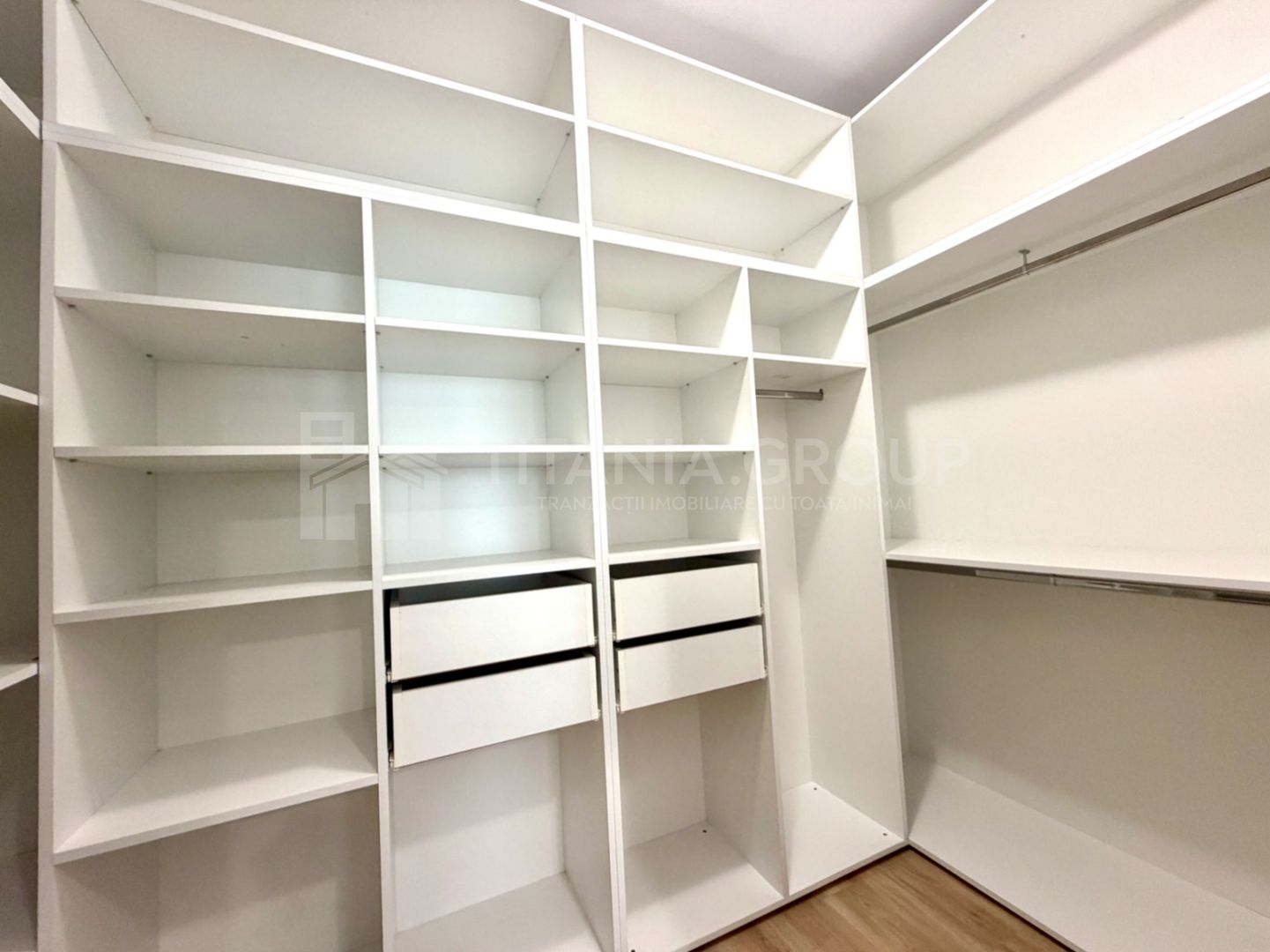 Apartament spațios 2 camere cu dressing si terasa– Nicolae Labiș 23 | Tractorul - Poză 7