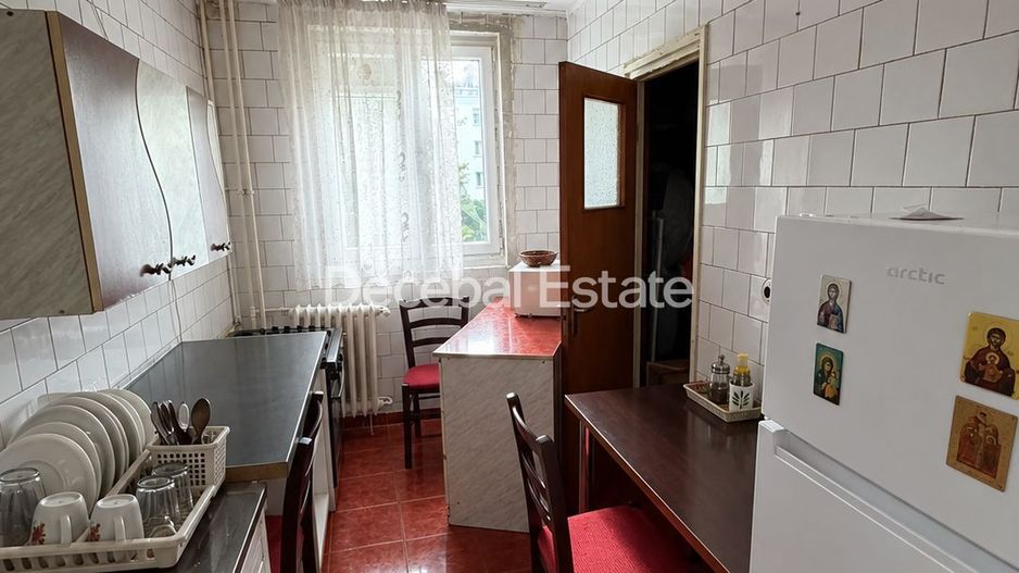 Metrou 1 Decembrie La 3 Minute !  - Apartament 3 camere etaj 2/4 63mp - Poză 7