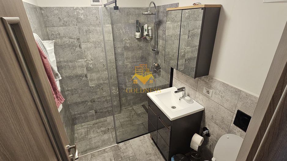 2 camere open space, Parcare, Piata Mihai Viteazu Mc, Ultracentral - Poză 5