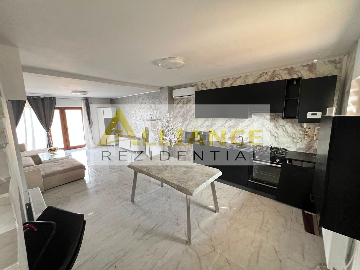Duplex mobilat si utilat  - 3 camere -2 bai - Poză 7