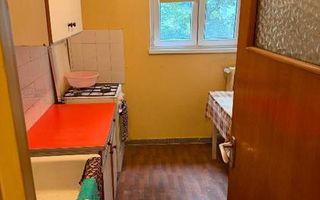 De vanzare apartament 3 camere Titan -Minis - Poză 6