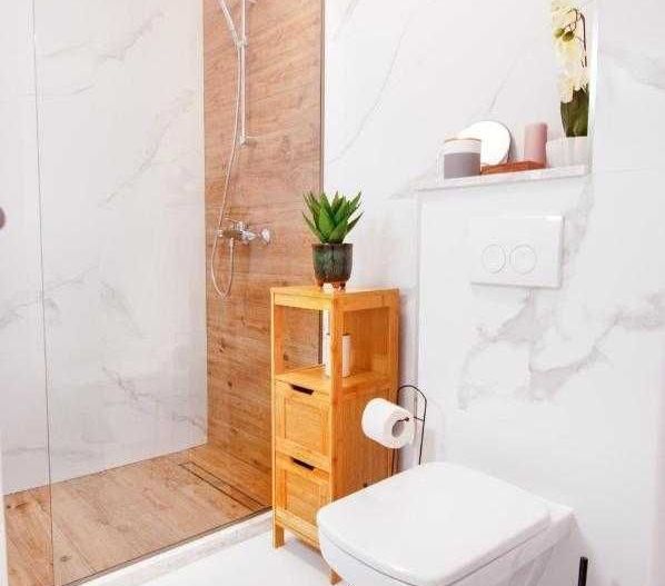 Vand apartament 2 camere cu vedere la mare Mamaia Nord - Poză 7