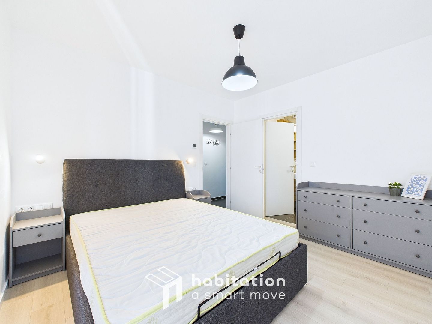 Apartament elegant si vibrant, vedere panoramicǎ ,zona Lipovei- Padure - Poză 14