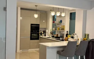 Casa moderna cu 6 camere terase 50 mp si curte in Parcul Sub Arini - Poză 16