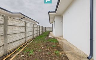 Casă nouă, modernă  la alb– Nojorid, jud. Bihor - Poză 3