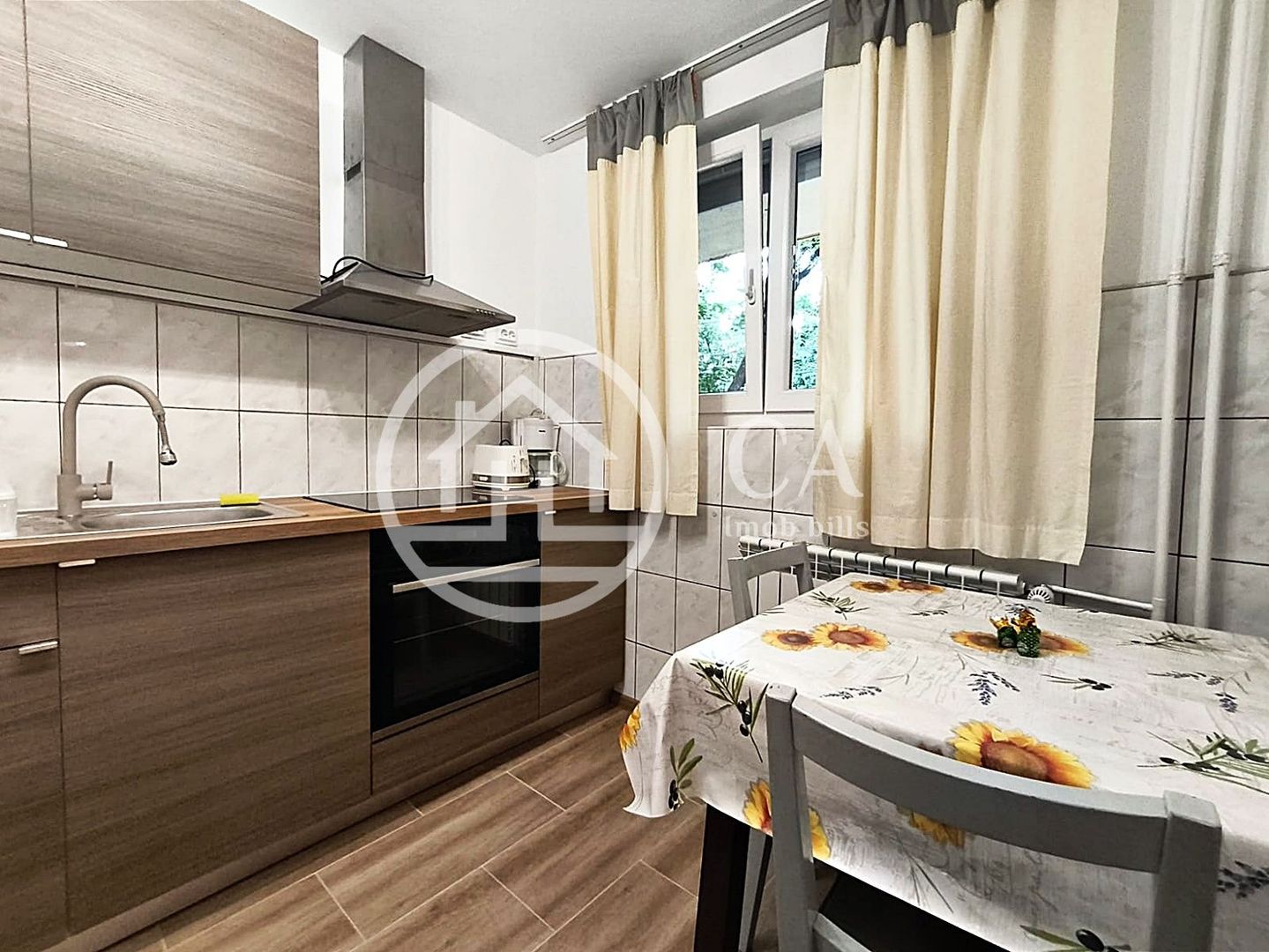 Apartament de inchiriat cu 2 camere in zona ultracentrala, Oradea - Poză 7