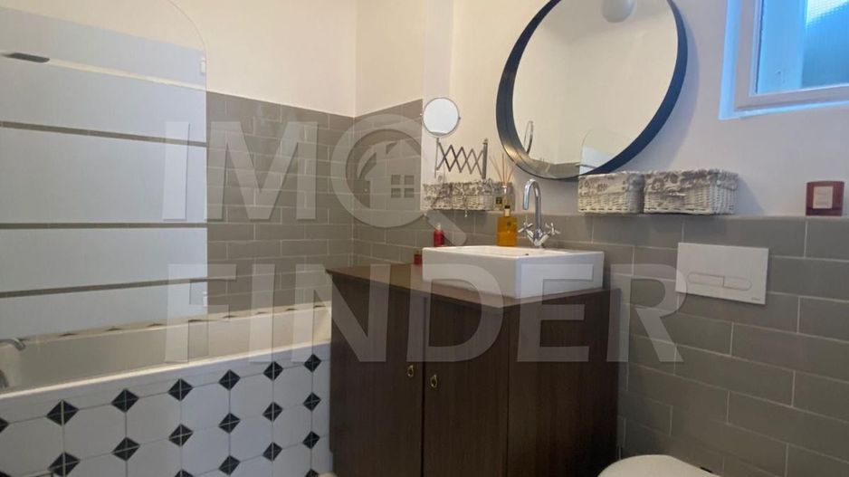 Vanzare 3 camere, in vila, Zona Piata Engels, renovat complet - Poză 11