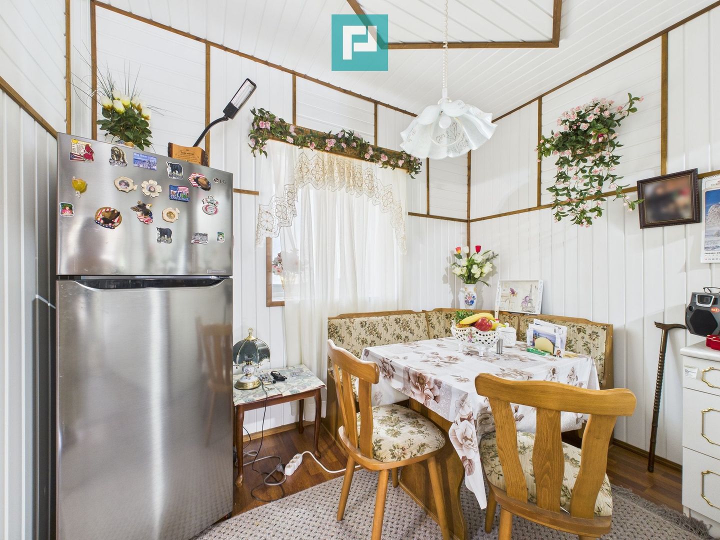 Casă cu 6 camere în Sânicolau Mare Timiș - Poză 11