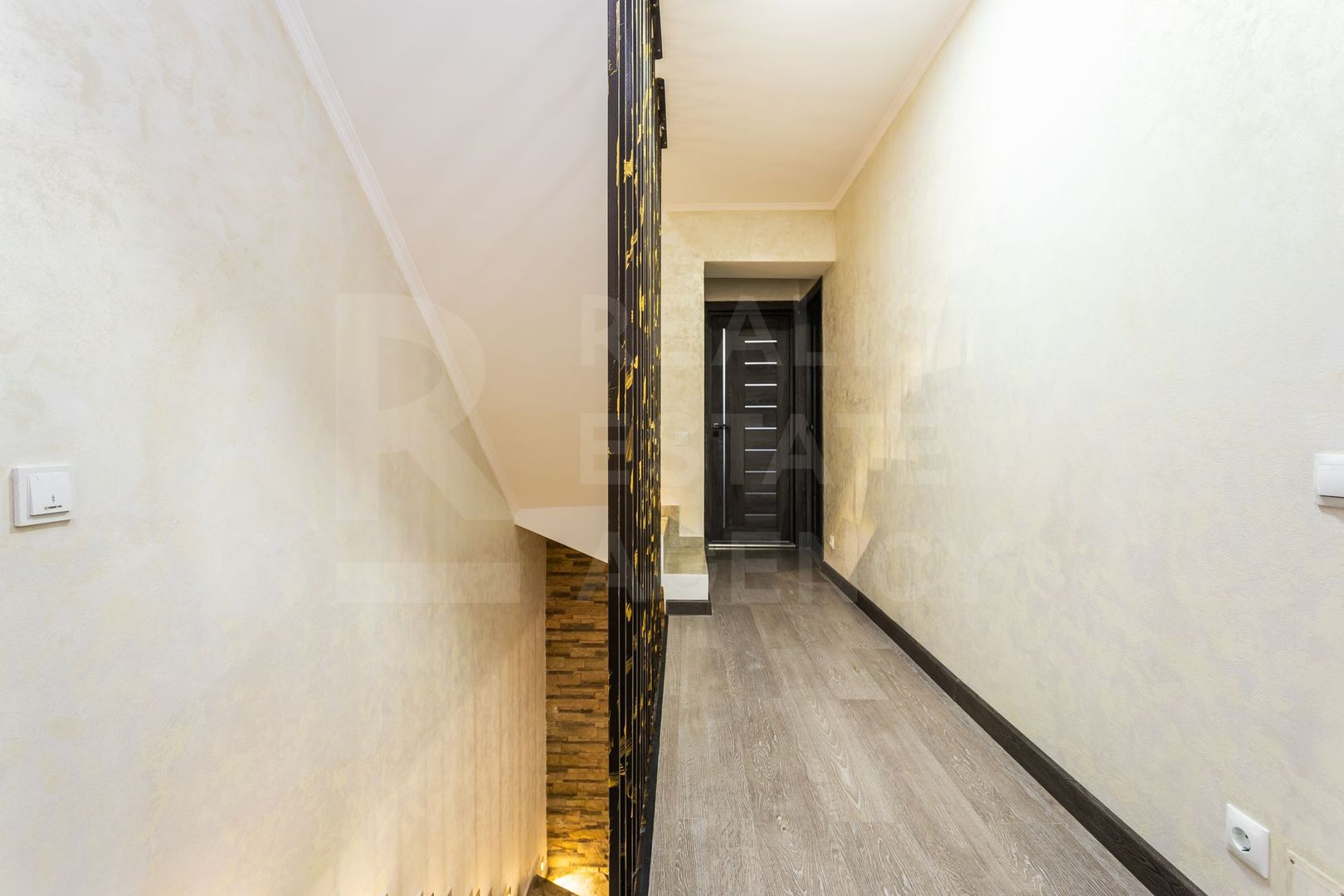 Chirie, casă, 3 nivele, 5 camere, strada Cantinei, Durlești - Poză 10