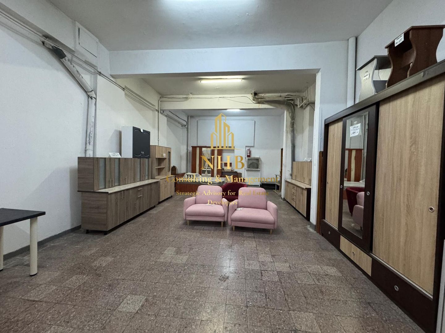 Spatiu Comercial | Delfinului | Vad Excelent - Poză 1