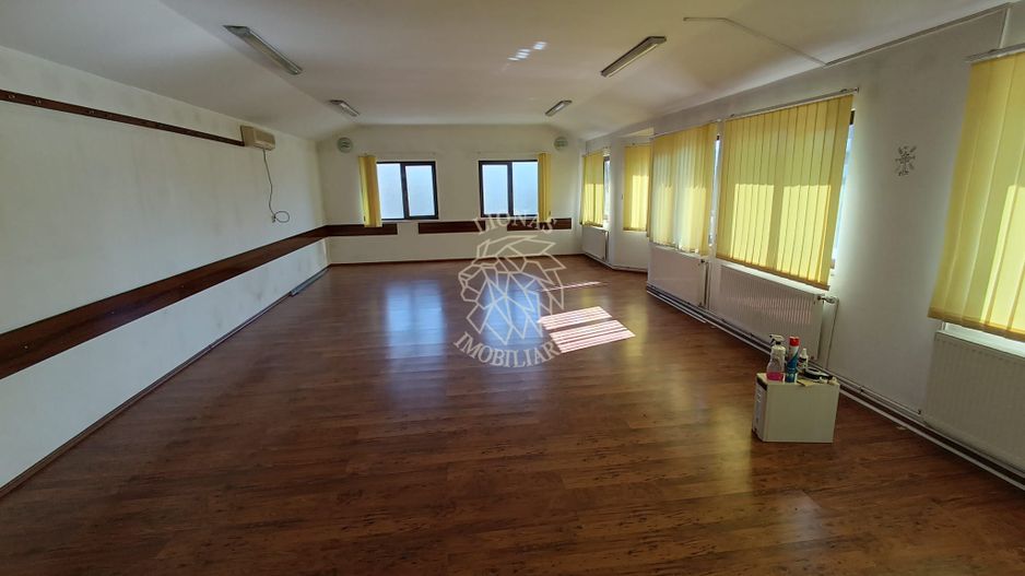 Spatiu comercial 140 mp-teren 1600 mp-ideal cabinet/magazin-Cetatii - Poză 1