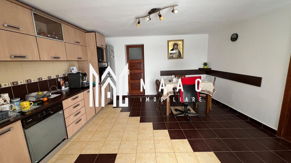 Pensiune + Casa | 626 MPU | Selimbar - Poză 31