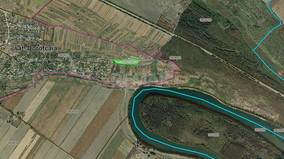 Teren agricol intravilan, 90 ari pe malul Nistrului, Doroțcaia - Poză 4