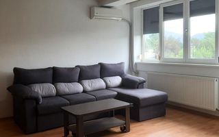Apartament Renovat 2 Camere + Boxă 7 MP  Vedere Superbă spre Tâmpa - Poză 2
