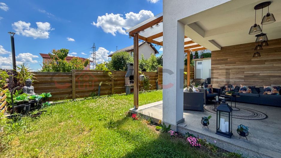 Duplex la cheie - Priveliste frumoasa si curte amenajata - Poză 10