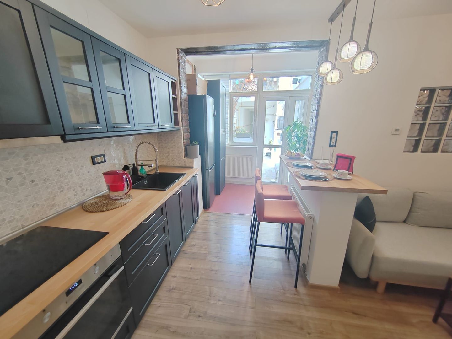 Victoriei Buzesti apartament modern super investitie - Poză 1