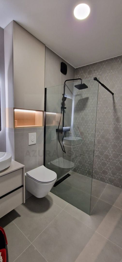 Apartament lux 80 mp utili 3 camere 2 bai si parcare subterana - Poză 12