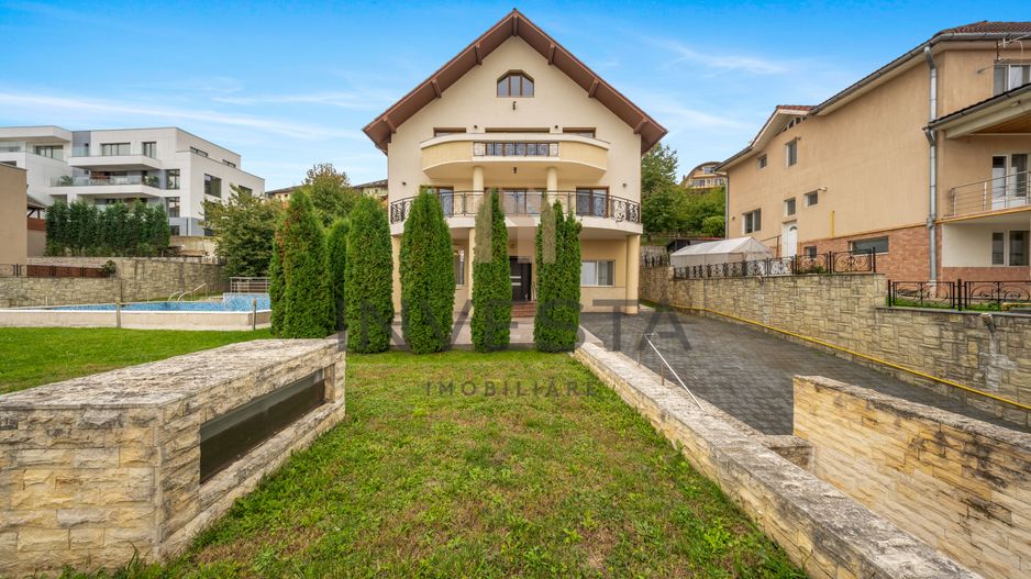 Vila cu teren de 1081 mp in cartierul Andrei Muresanu! - Poză 1