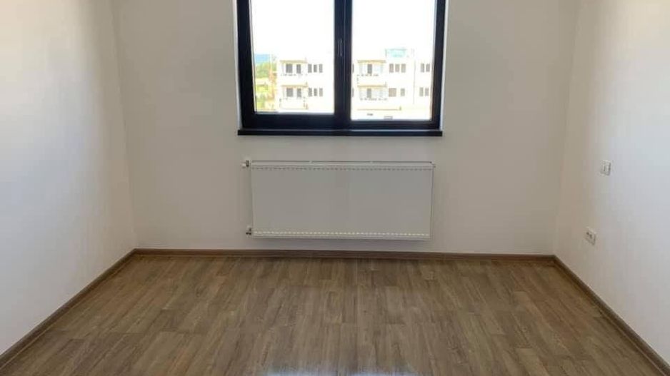 Ghimbav, intrare dinspre Brasov, apartament 3 camere mobilat, 125500 euro - Poză 11