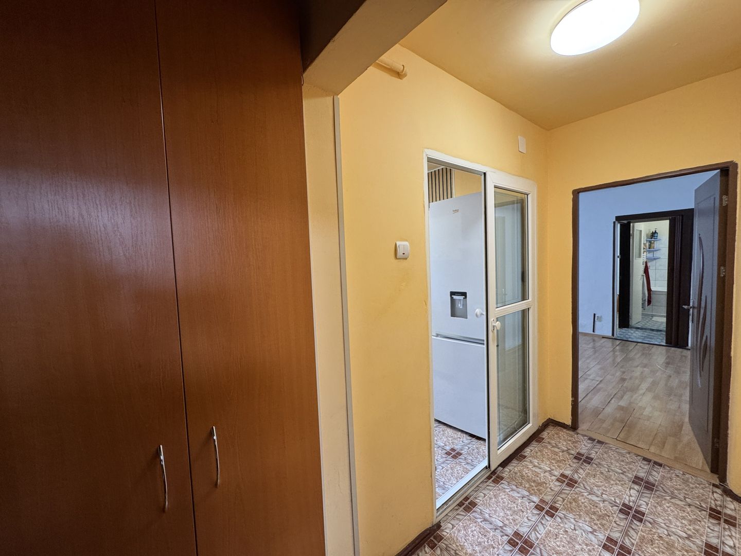 Apartament cu 2 camere in Tractorul, Strada General Mociulschi - Poză 7