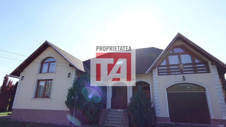 Casa spatioasa si teren de 1500mp Unguras - Poză 1