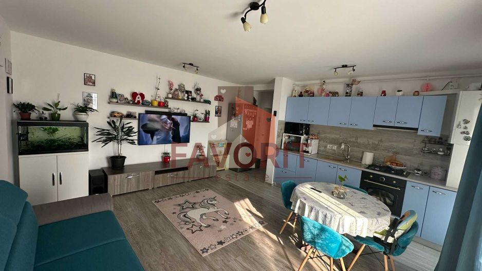 Etaj 2. Mobilat si utilat. Pozitie excelenta. - Poză 2