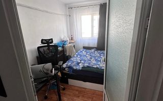 Apartament cu 3 camere / Etajul 2 / 60mp/ zona Baza 3 - Poză 2
