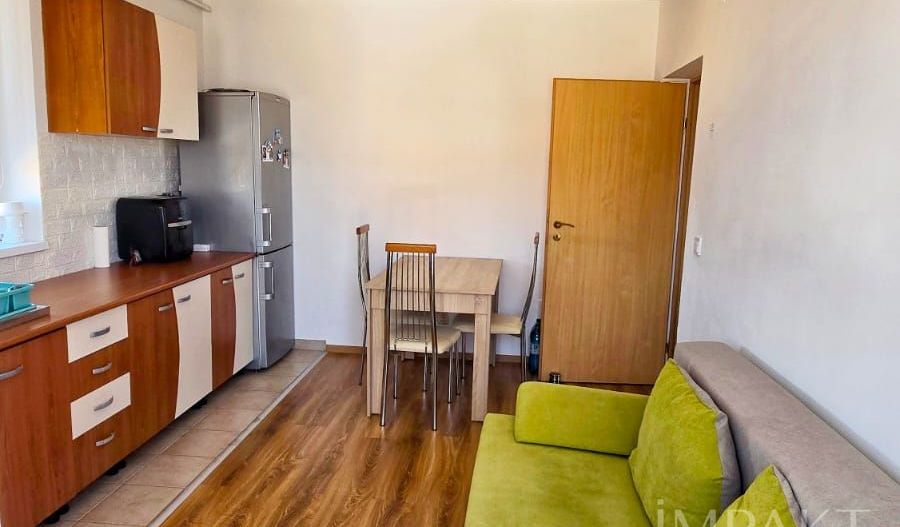 Apartament de închiriat în zona Bună-Ziua! - Poză 2