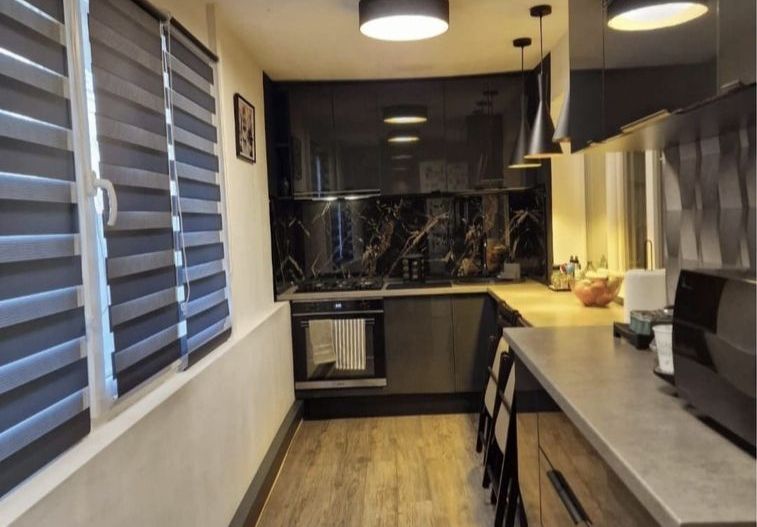 Apartament 2 camere decomandate- 1 Mai - Poză 4