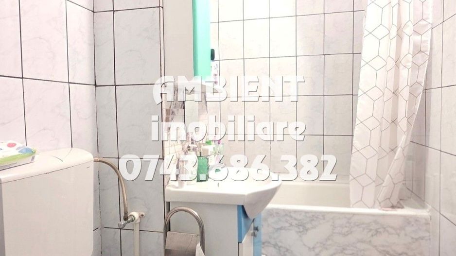 Apartament cu 3 camere, mobilat si utilat, etaj 3, VASLUI zona CENTRU; - Poză 5