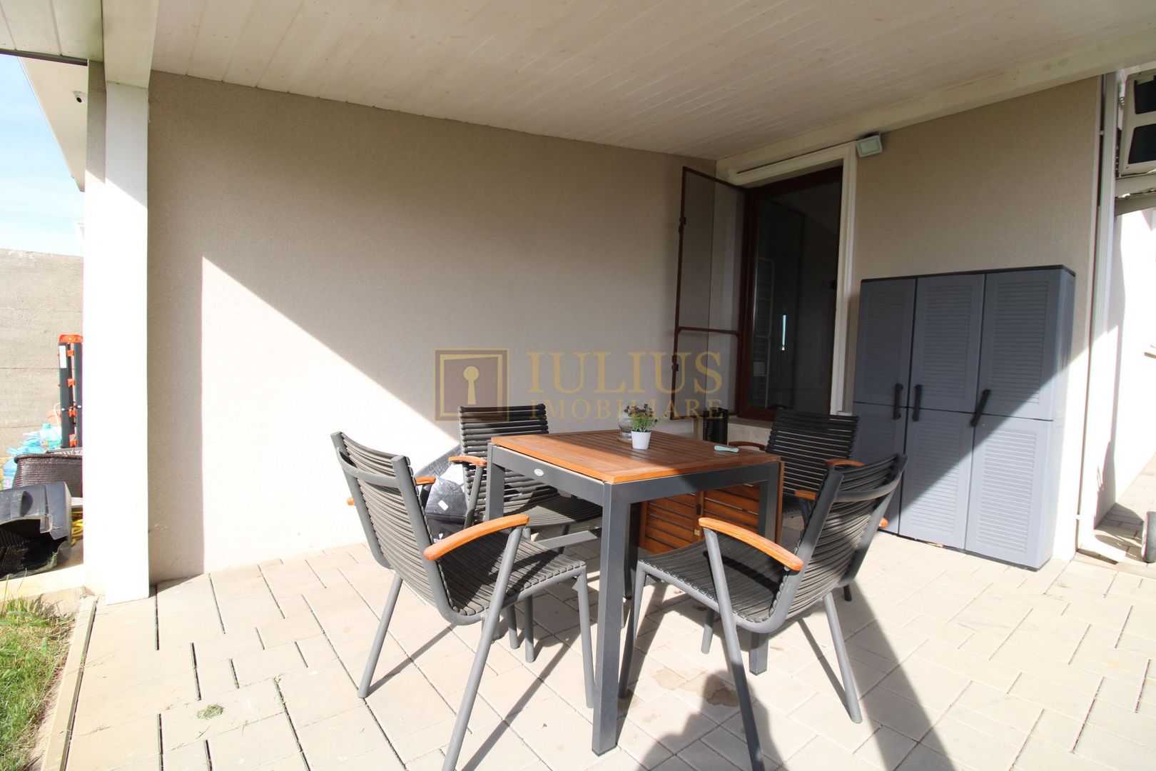 Casă modernă 3 camere, mobilată complet, curte 300 mp - Poză 17