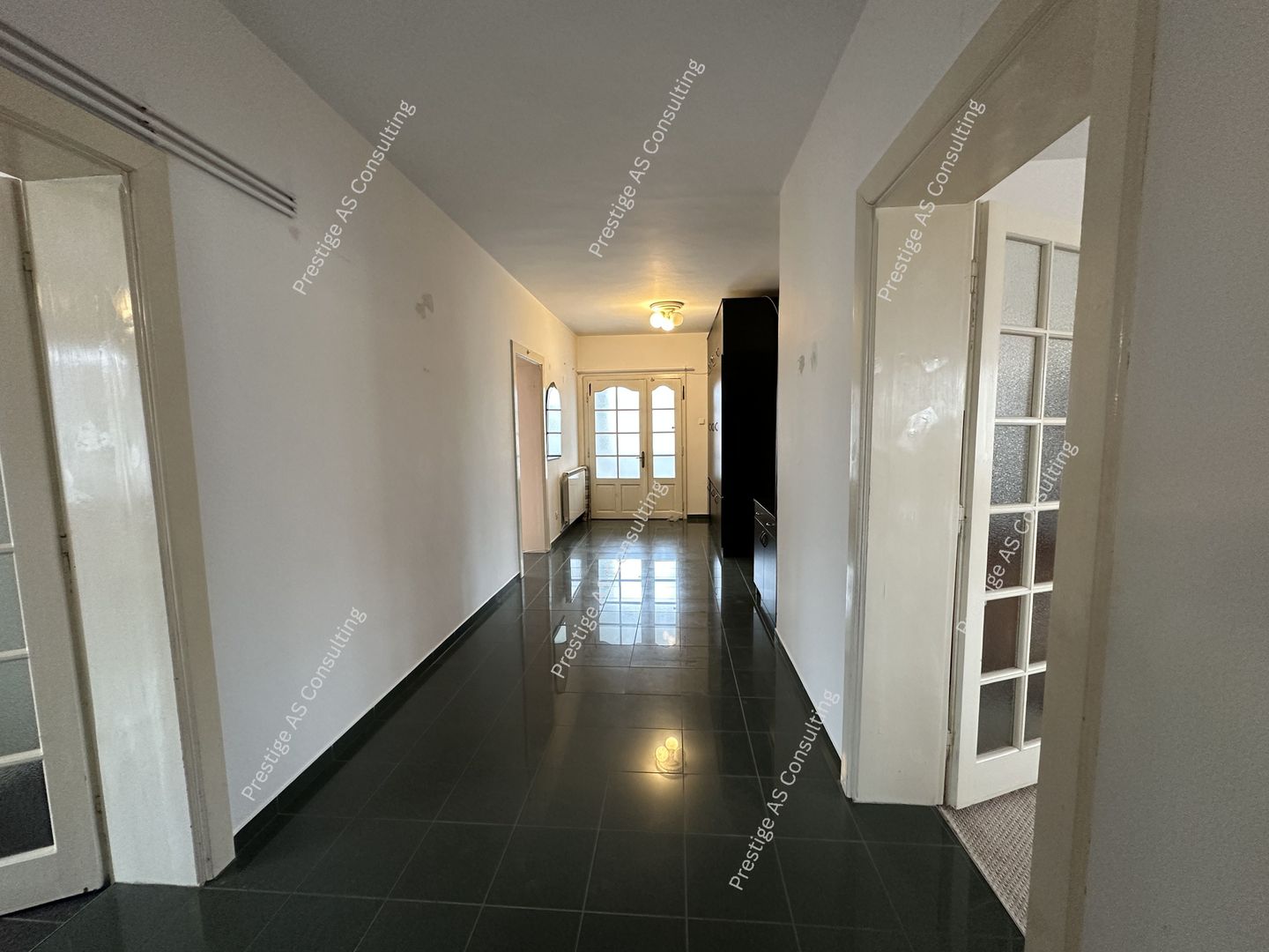Apartament 3 camere Etaj 1 | Zona Crisan - Poză 3