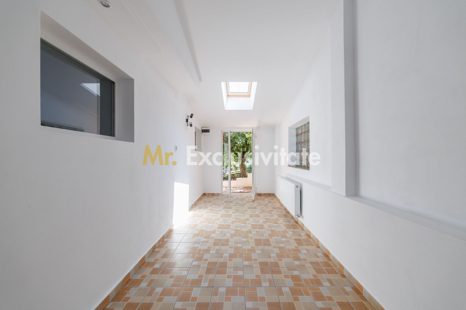 Proprietate multifunctionala | Doua cladiri | 581 mp | Pitesti - Poză 28