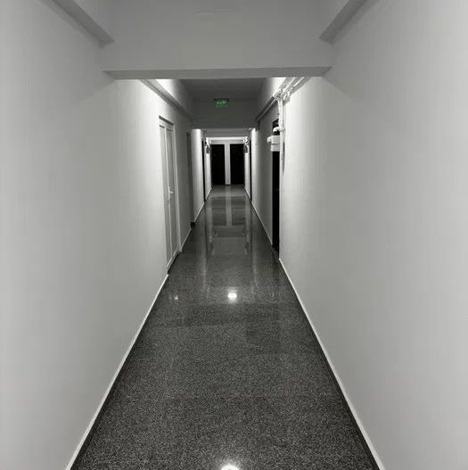 GARSONIERA LUJERULUI - CENTRALA PROPRIE, BLOC NOU, METROU 10 MINUTE - Poză 8