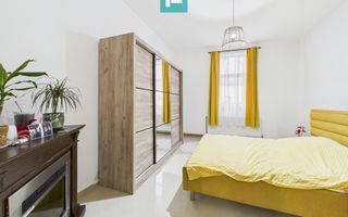 Casa cu 6 camere in Parneava - Poză 6