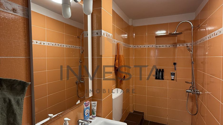 Casă complet mobilată, cu garaj și curte comună – strada Moților, Cluj - Poză 3