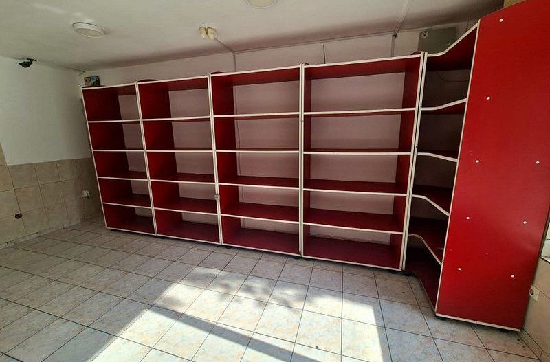 Spatiul comercial stradal - Poză 6