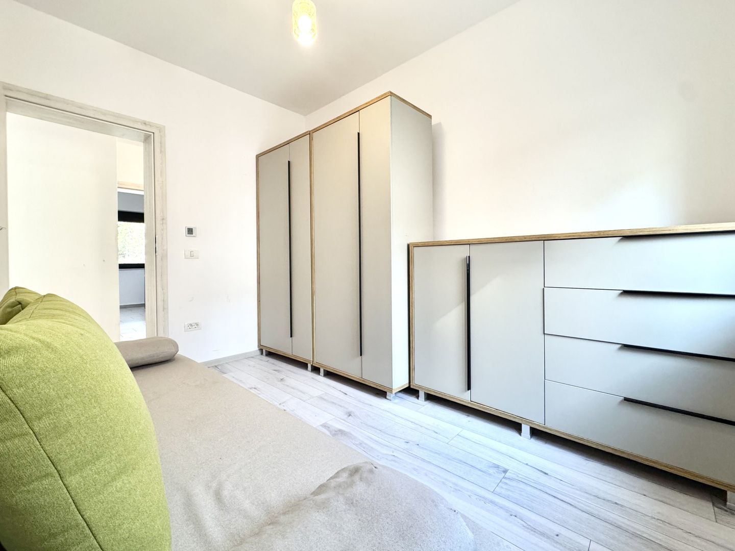 Confort și liniște: 3 camere cu curte – Lipovei - Poză 15