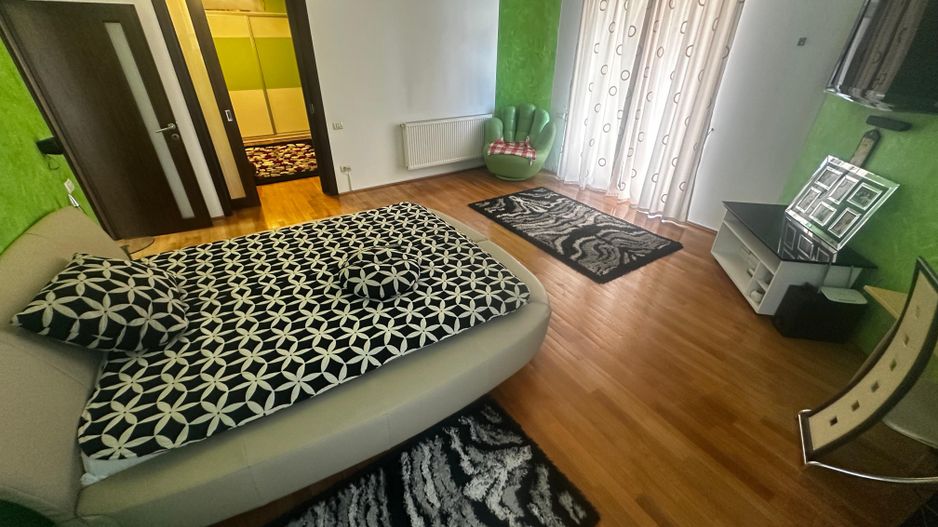 CASA INDIVIDUALA, 9 CAMERE, TEREN 475 MP, MOBILAT/UTILAT, COMIS 0% - Poză 24