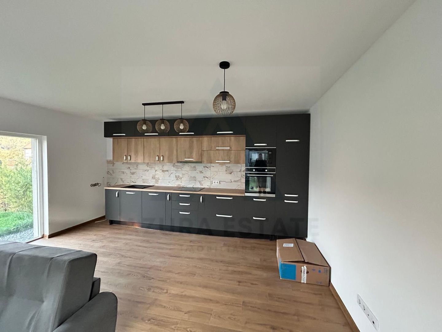 Casă duplex mobilat utilat 3 camere 2 bai teren 288 mp in Tălmaciu - Poză 2