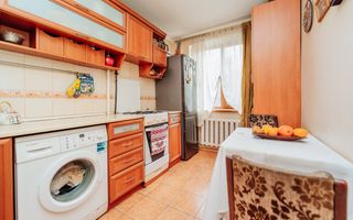 Apartament cu 3 camere - Poză 12