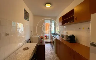 Apartament de închiriat cu 5 camere în zona Ultracentrală, Oradea - Poză 11