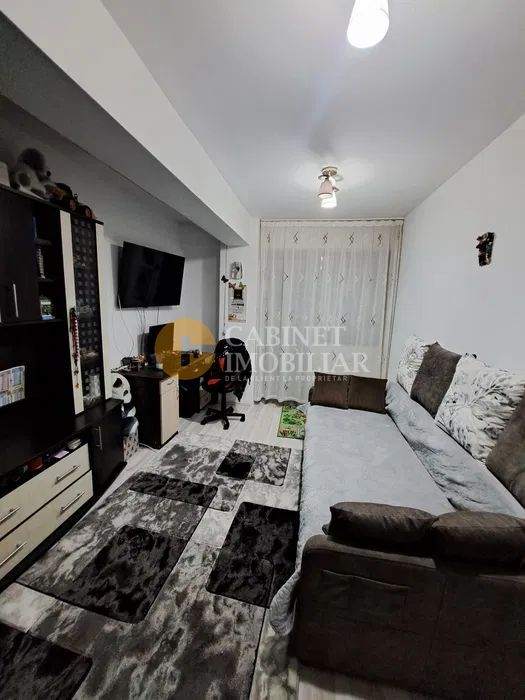 Etajul 1 Cug 2 Camere Decoamdat - Poză 5